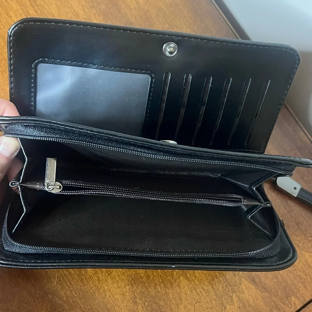 Love and Freedom Black Wallet with Heart-Shaped ID Window NWOT